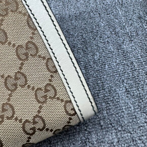 GUCCI Emily Brown Canvas Shoulder Bag 580-071825 - Picture 10 of 16